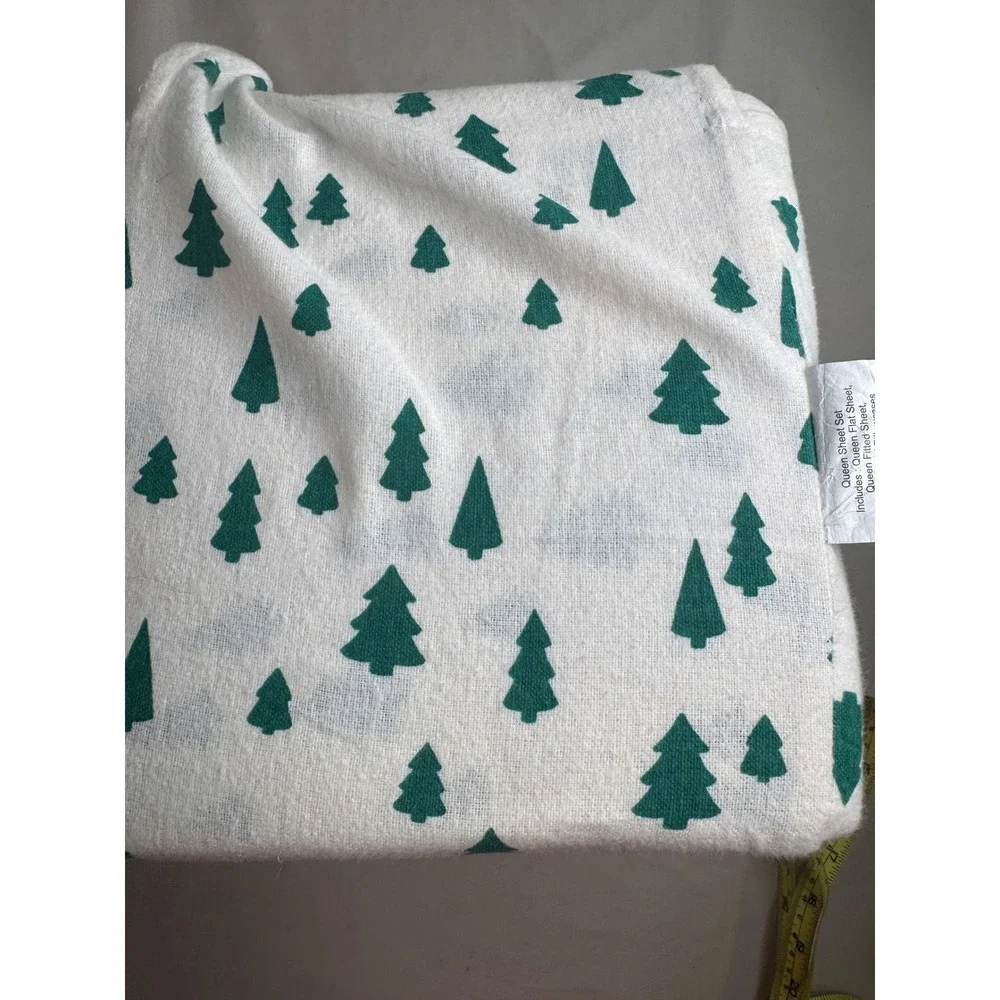 Target Queen Sheet Set Green Pine Tree Holiday Winter White 4 Piece Bedding
